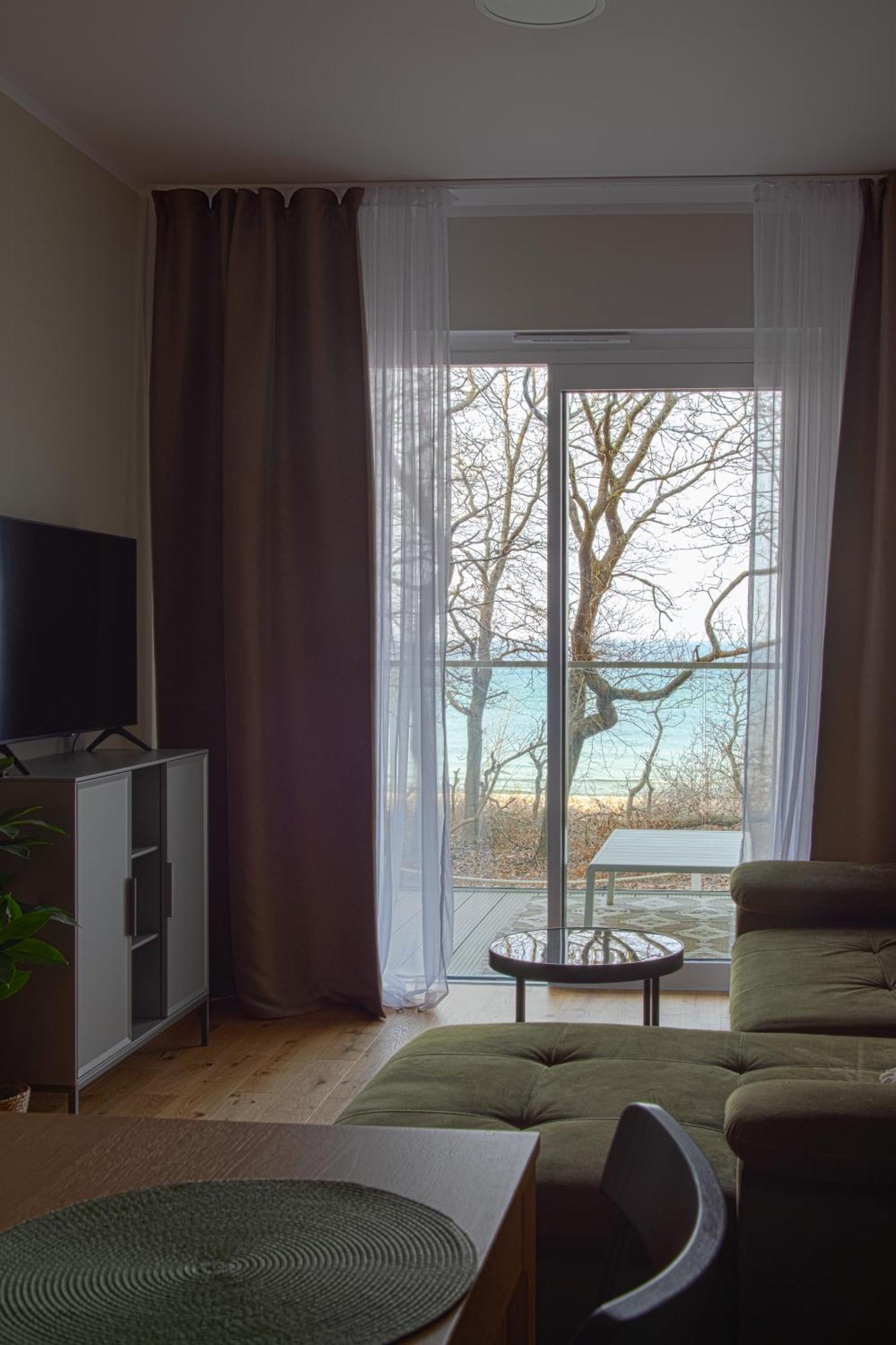 Apartament 018 Tuz Przy Plazy Z Tarasem I Parkingiem Perlowa Przystan Sianozety Luaran gambar